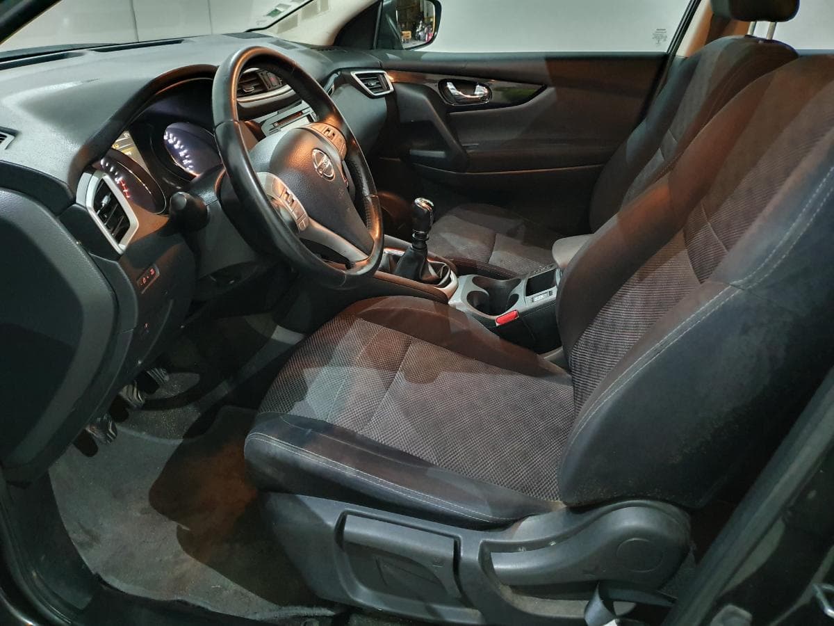 Nissan Qashqai 1.6DCI · Ano 2015 — image 25