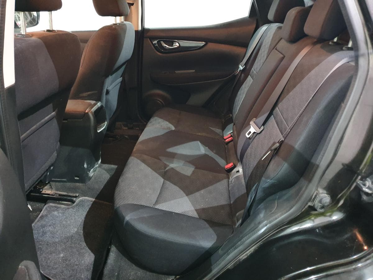 Nissan Qashqai 1.6DCI · Ano 2015 — image 35