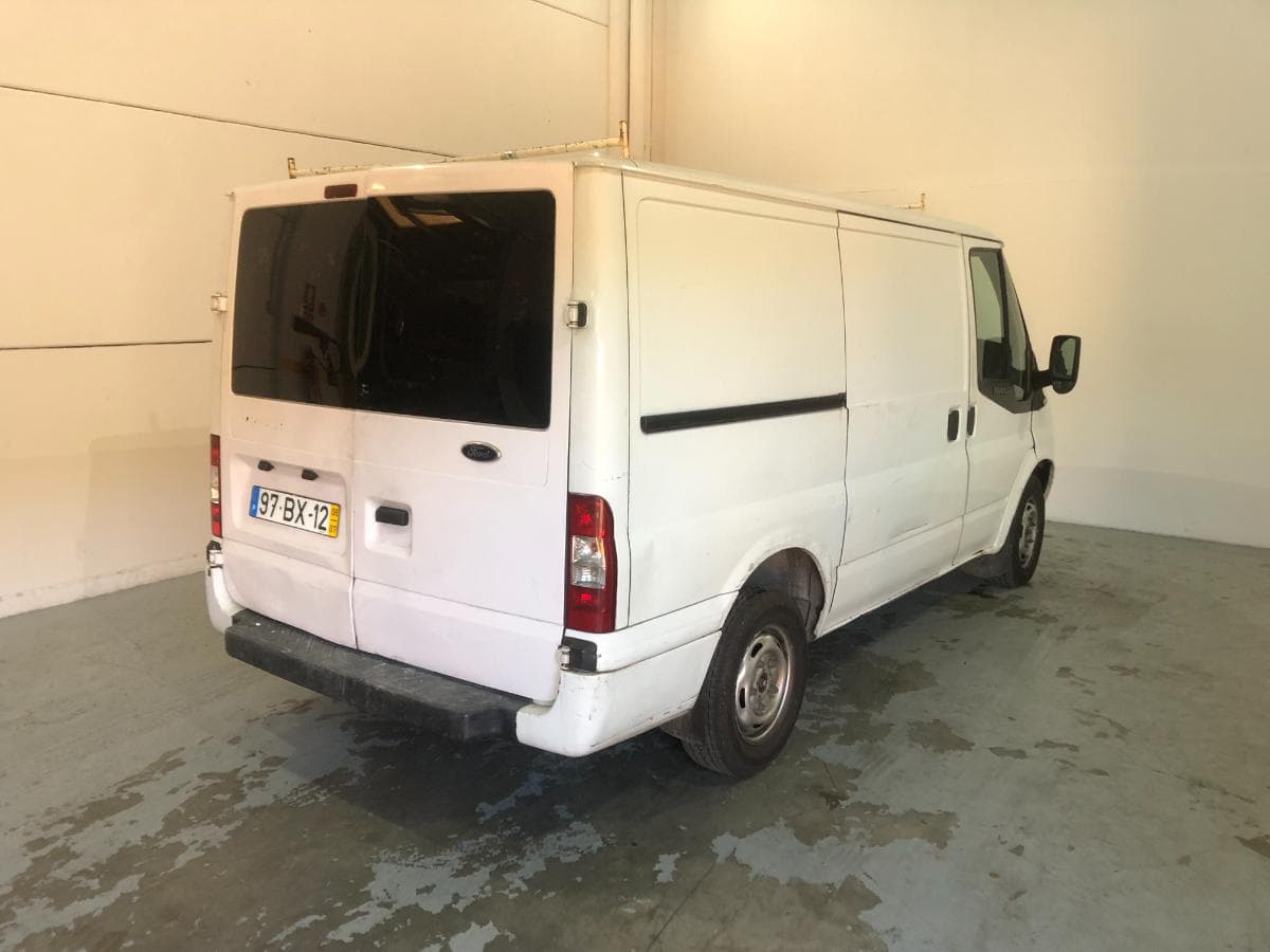 Ford Transit · Ano 2006 — imagen 6
