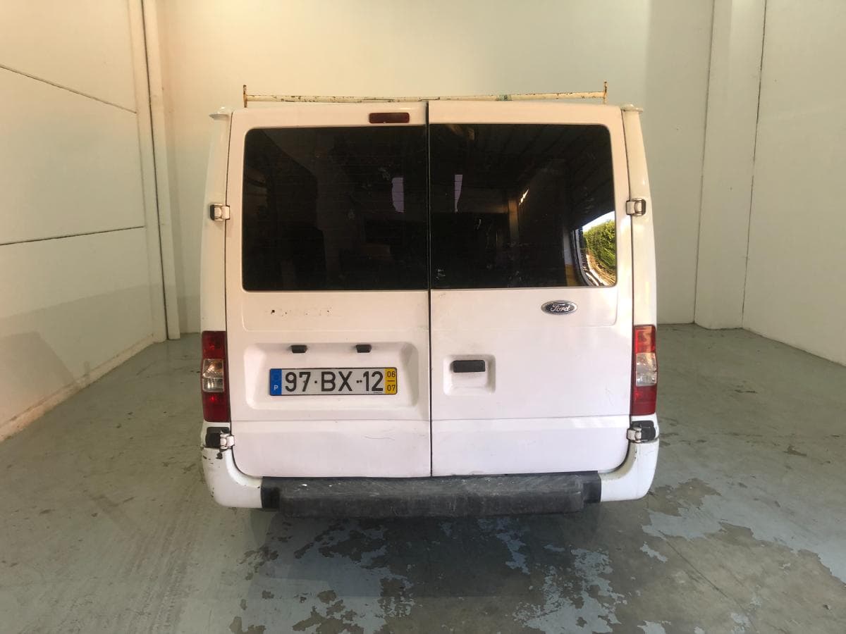 Ford Transit · Ano 2006 — imagen 8
