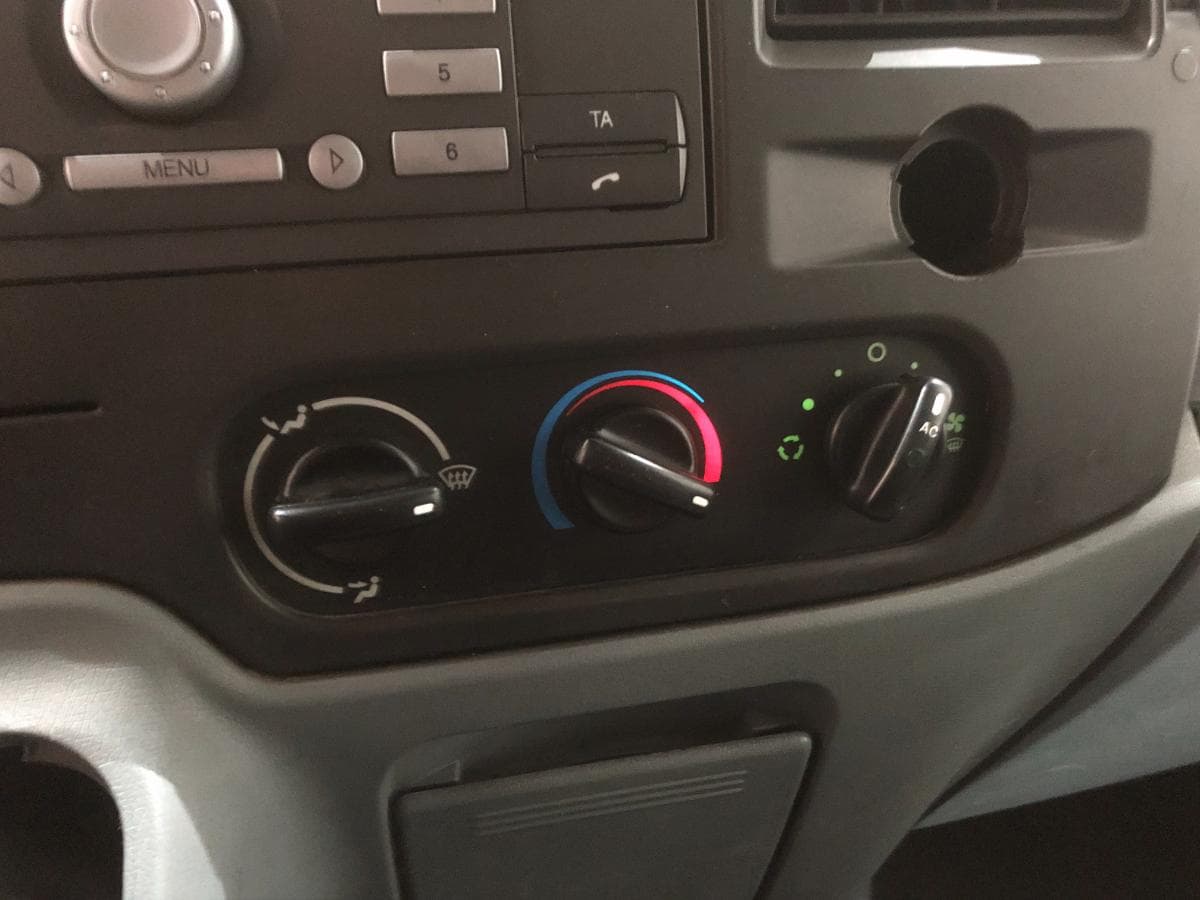 Ford Transit · Ano 2006 — imagen 34