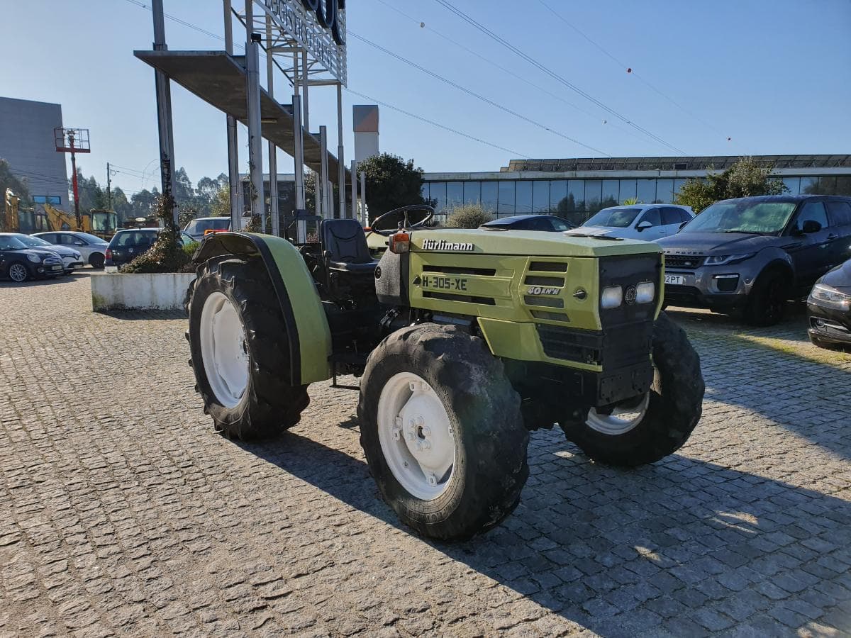 Trator Agrícola Hurlimann — imagen 1