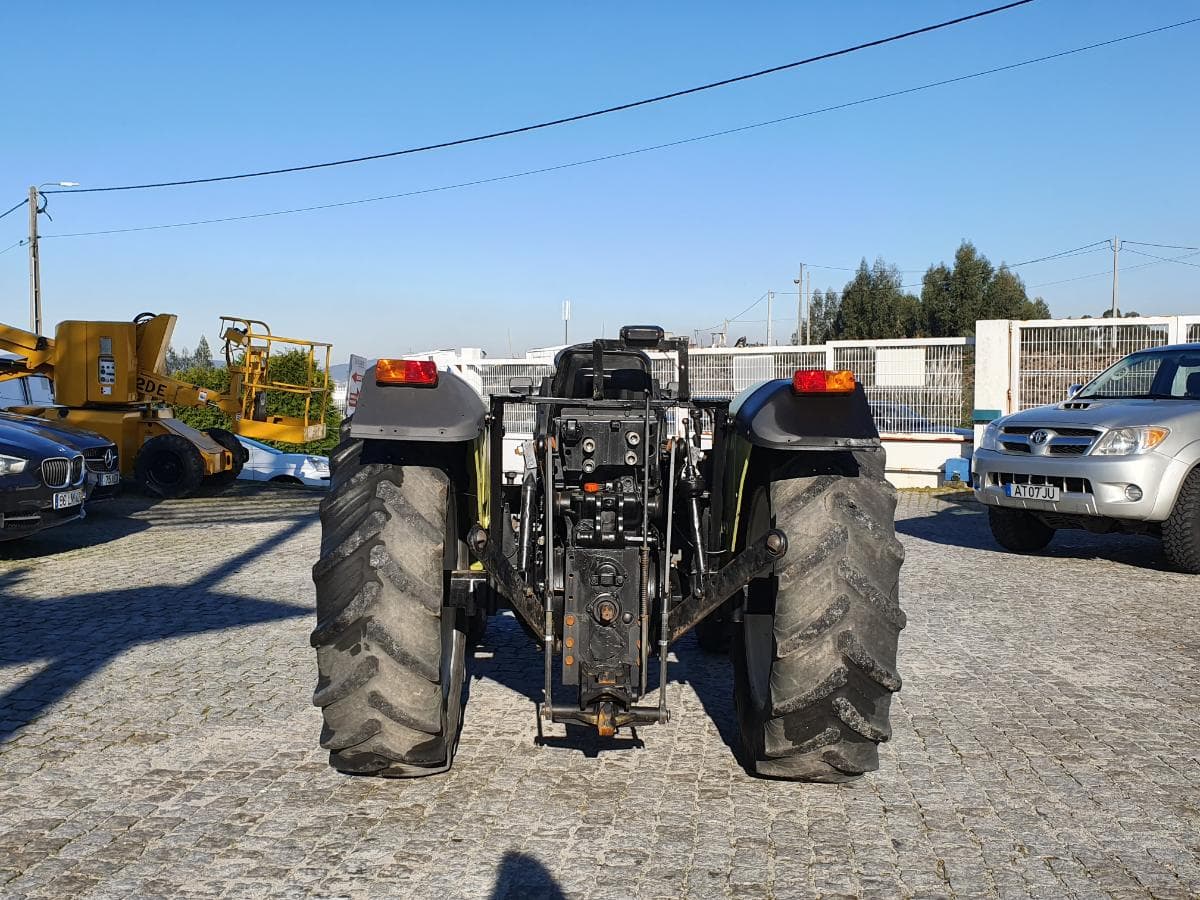 Trator Agrícola Hurlimann — imagen 4