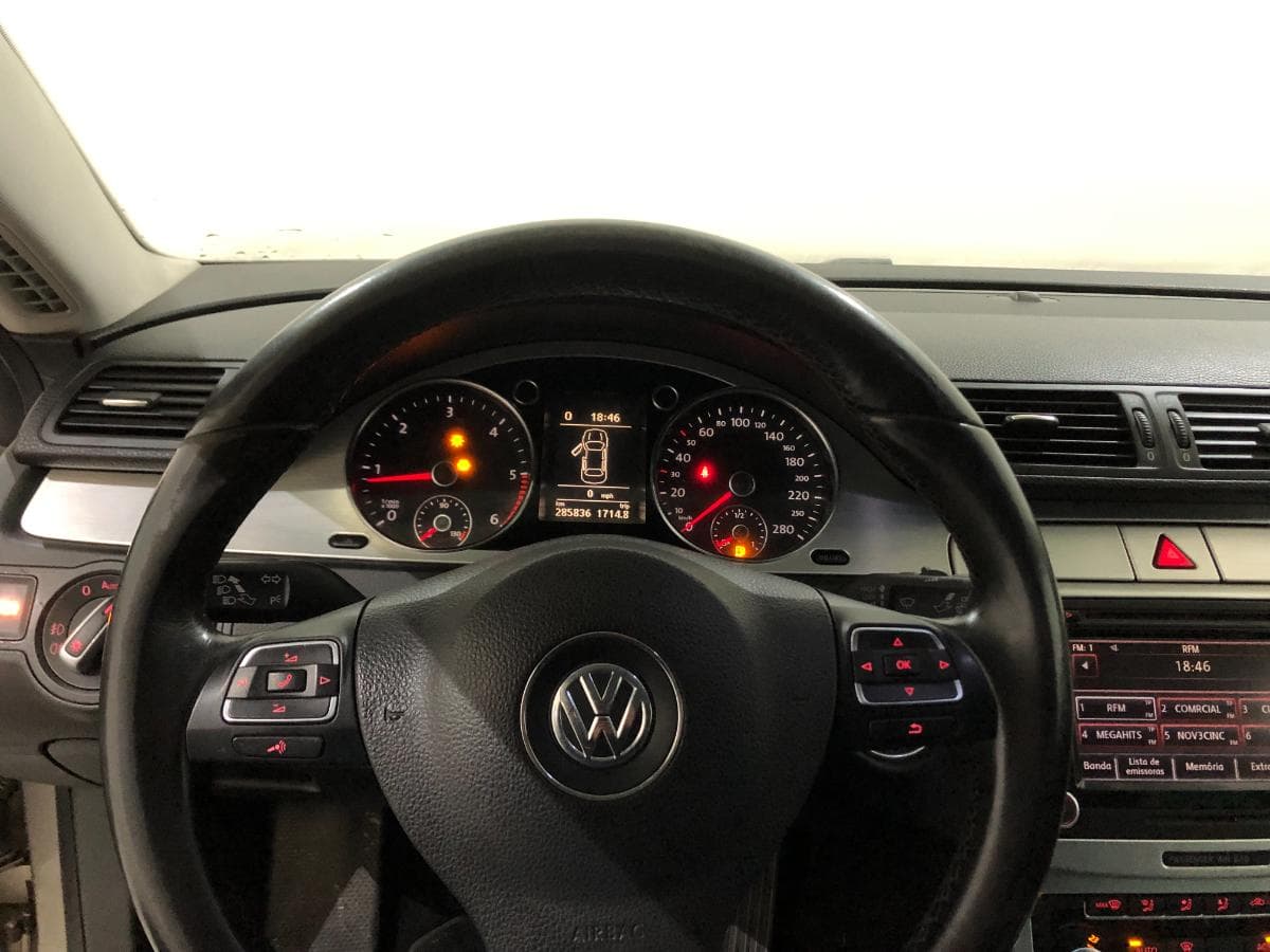 Volkswagen Passat 2.0TDI · Ano 2008 — imagen 24