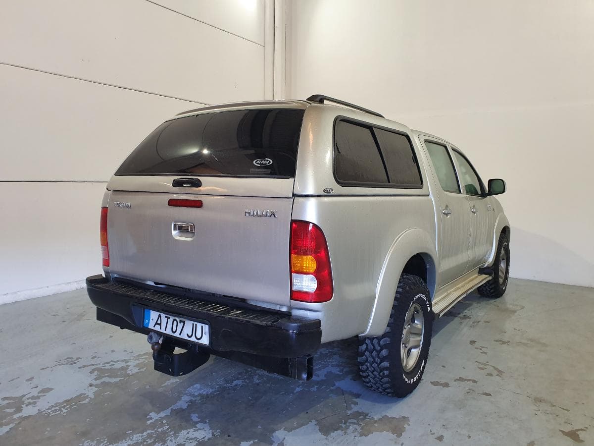 Toyota Hilux 3.0 D-4D · Ano 2007 — imagem 10