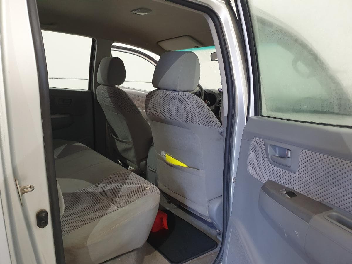 Toyota Hilux 3.0 D-4D · Ano 2007 — imagem 19