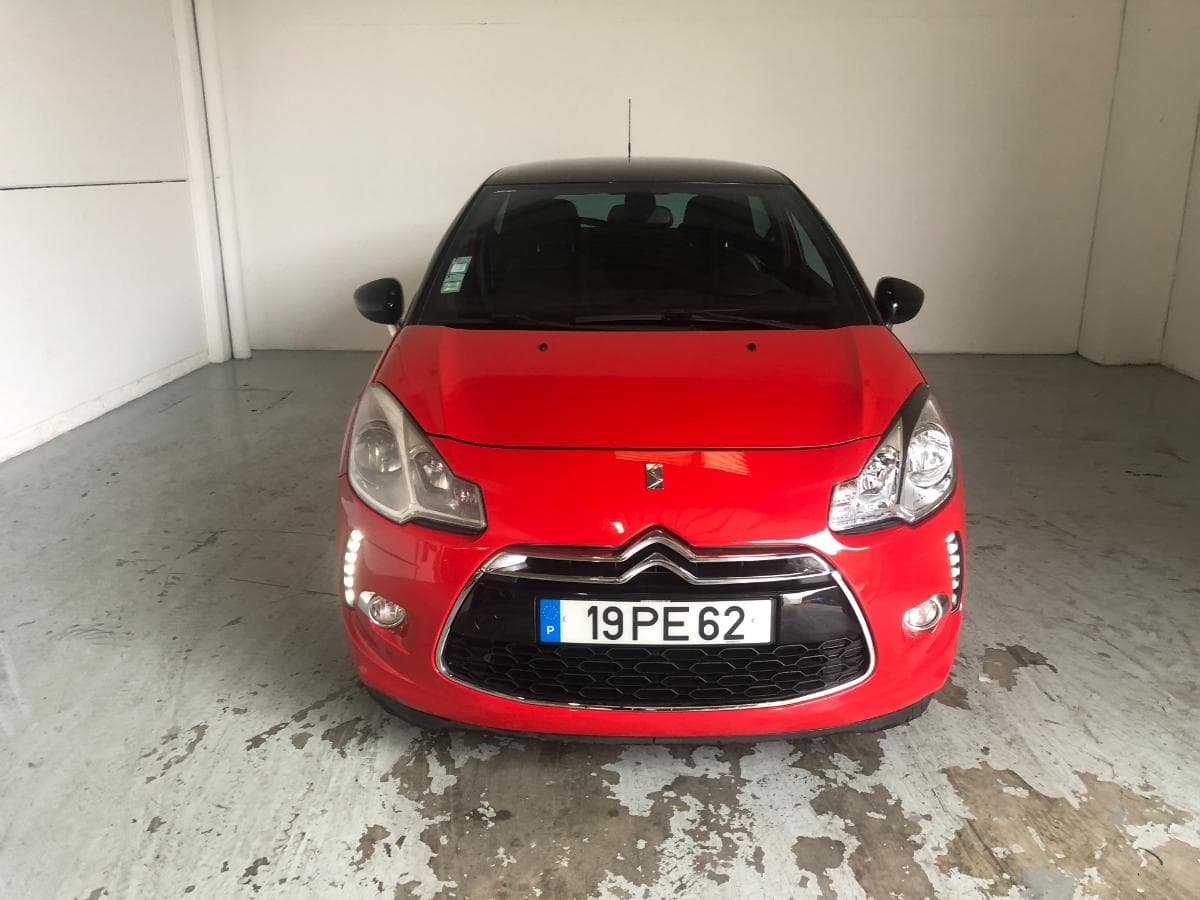 Citroen DS3 1.6HDI · Ano 2011 — imagen 2