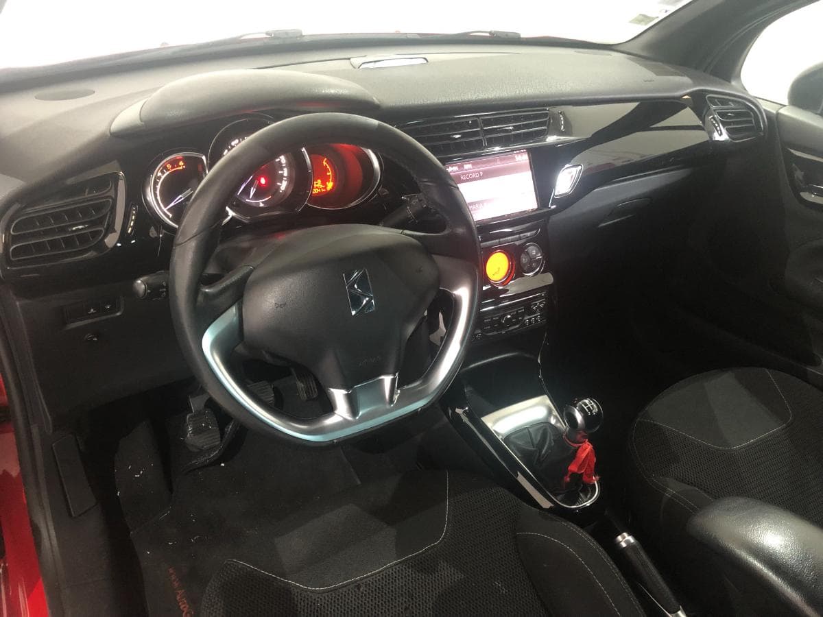 Citroen DS3 1.6HDI · Ano 2011 — imagen 20