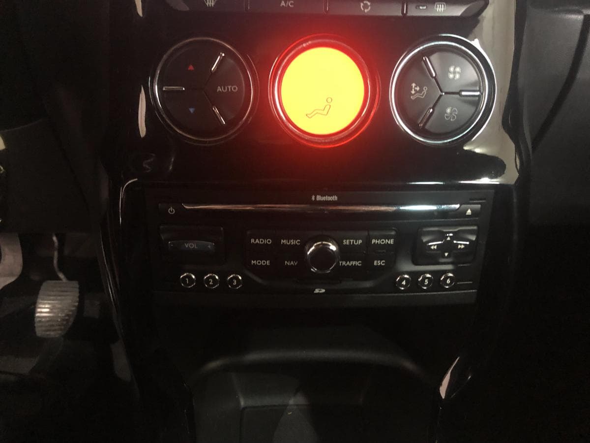 Citroen DS3 1.6HDI · Ano 2011 — imagen 27