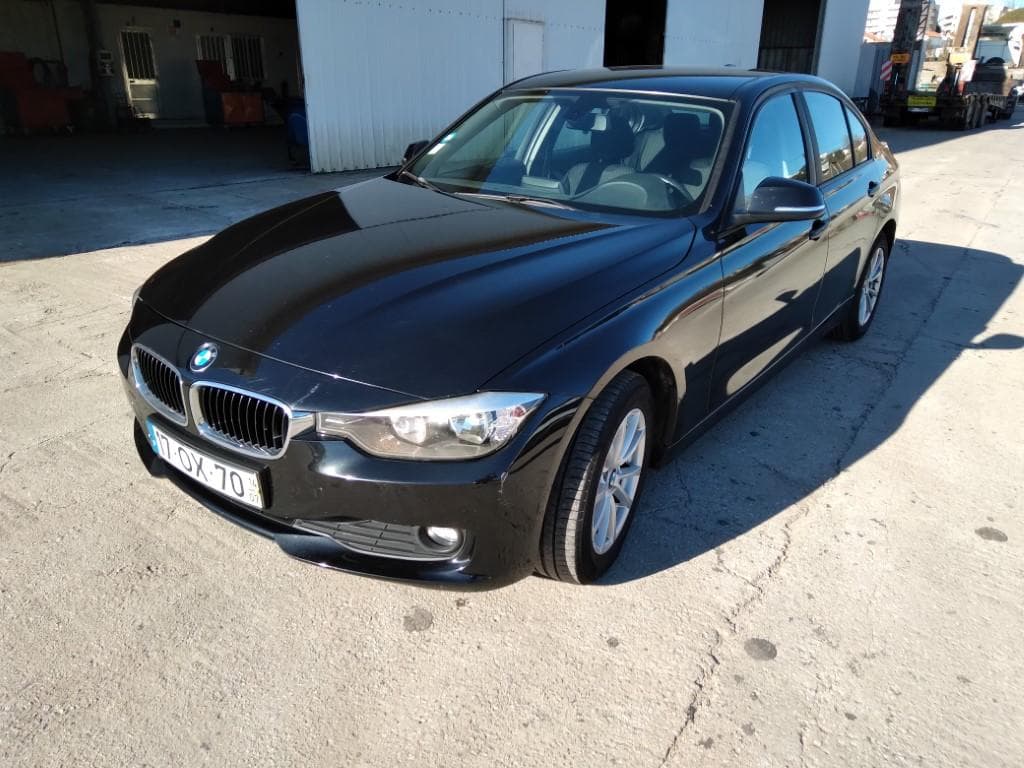 BMW 318D 2.0 · Ano 2014 — imagen 1