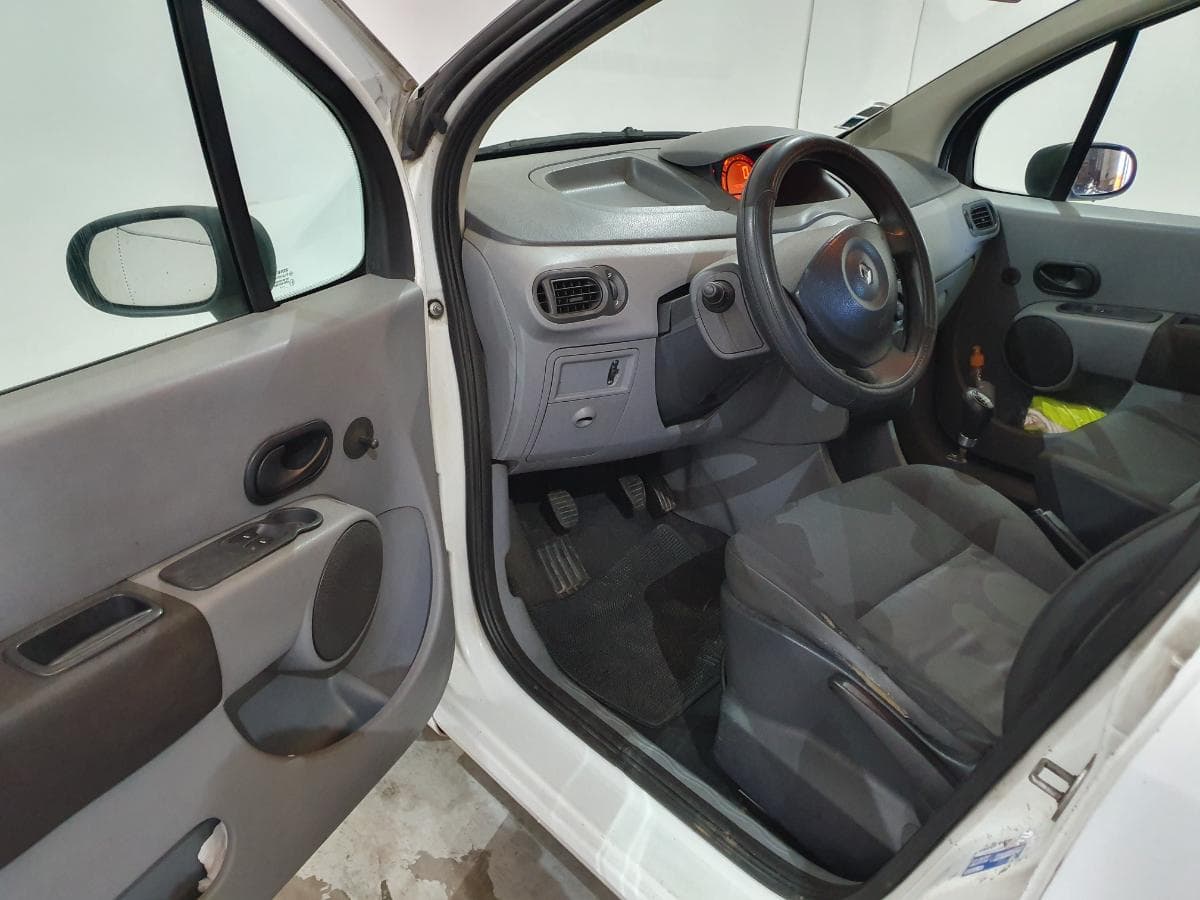 Renault Modus 1.5 DCI · Ano 2006 — imagem 21