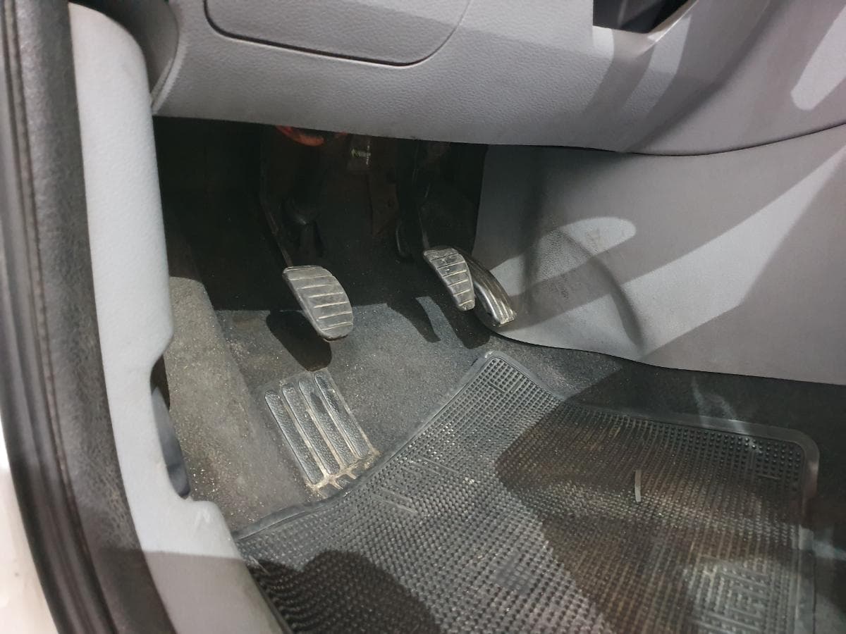 Renault Modus 1.5 DCI · Ano 2006 — imagem 27