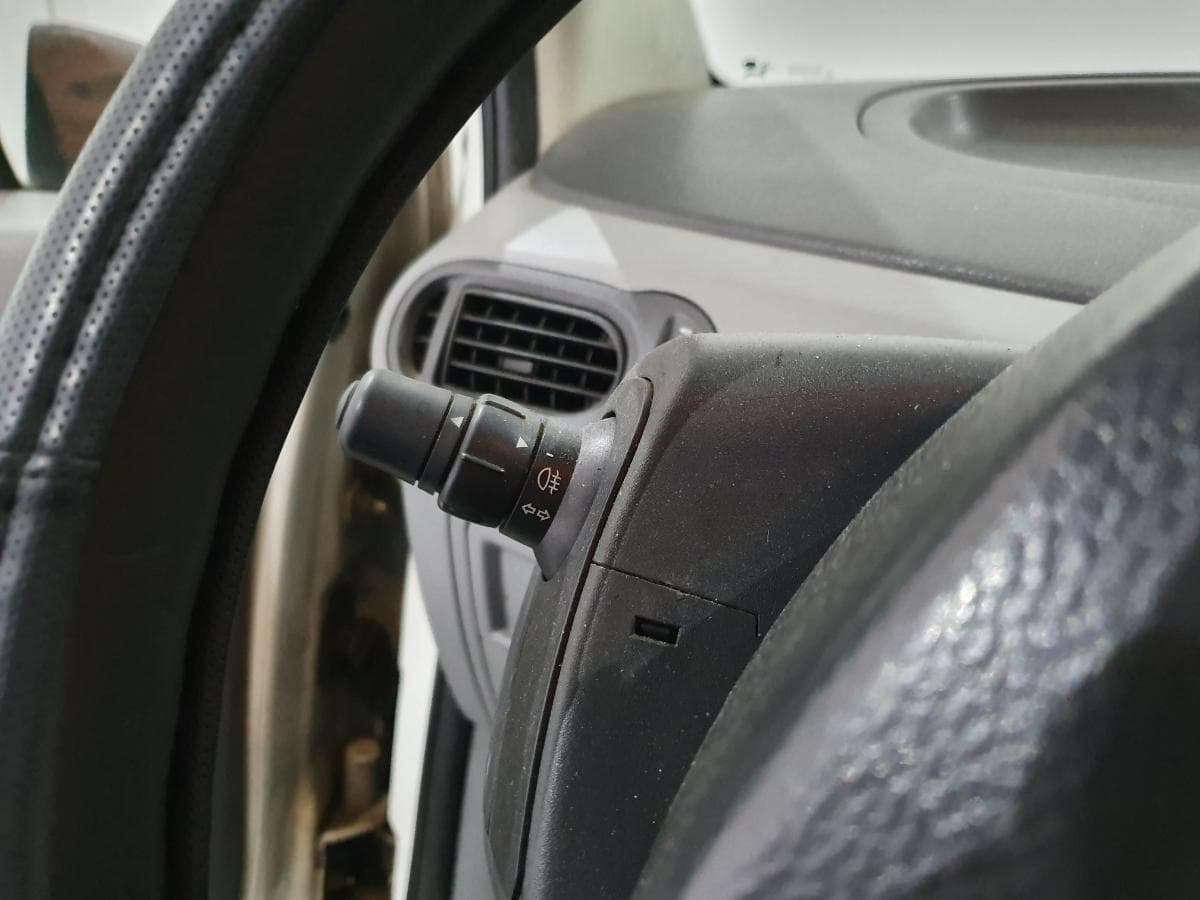 Renault Modus 1.5 DCI · Ano 2006 — imagem 31