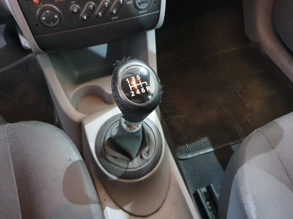 Renault Modus 1.5 DCI · Ano 2006 — imagem 34