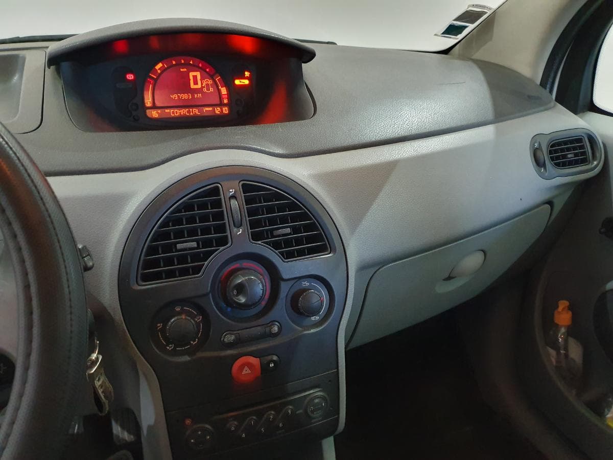 Renault Modus 1.5 DCI · Ano 2006 — imagem 37