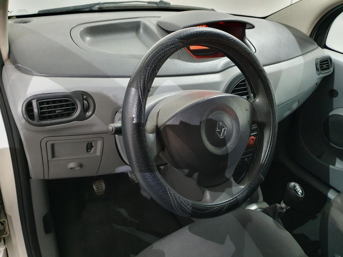 Renault Modus 1.5 DCI · Ano 2006 — imagen 23