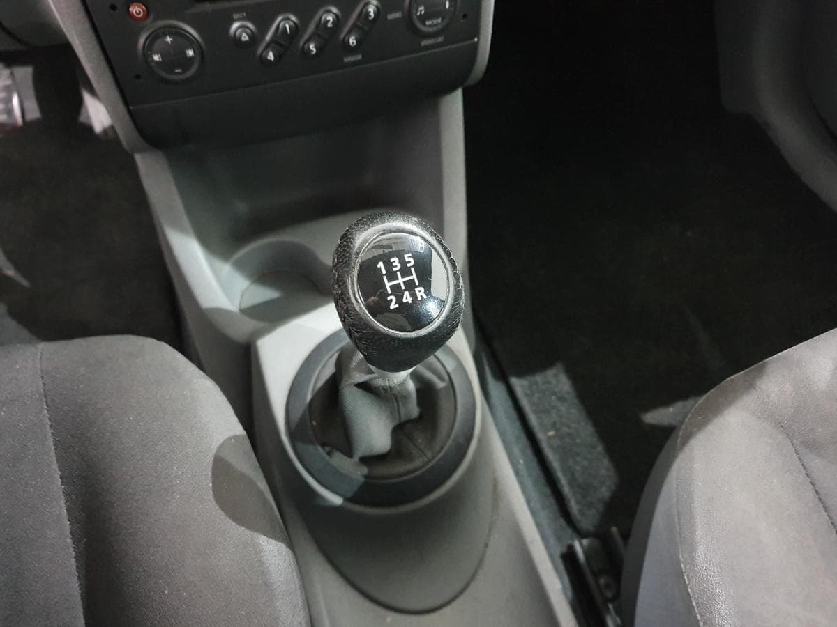 Renault Modus 1.5 DCI · Ano 2006 — imagen 30