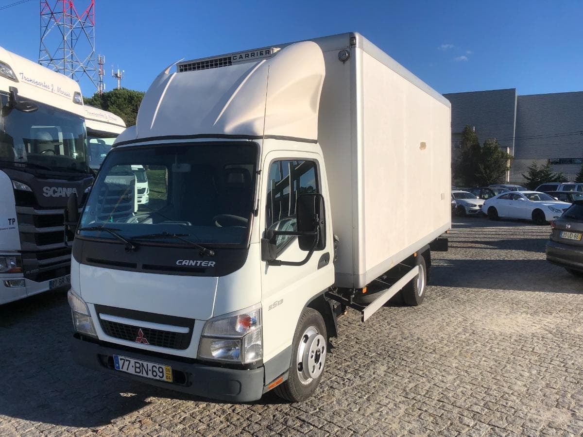 Mitsubishi Canter · Ano 2006 — image 2
