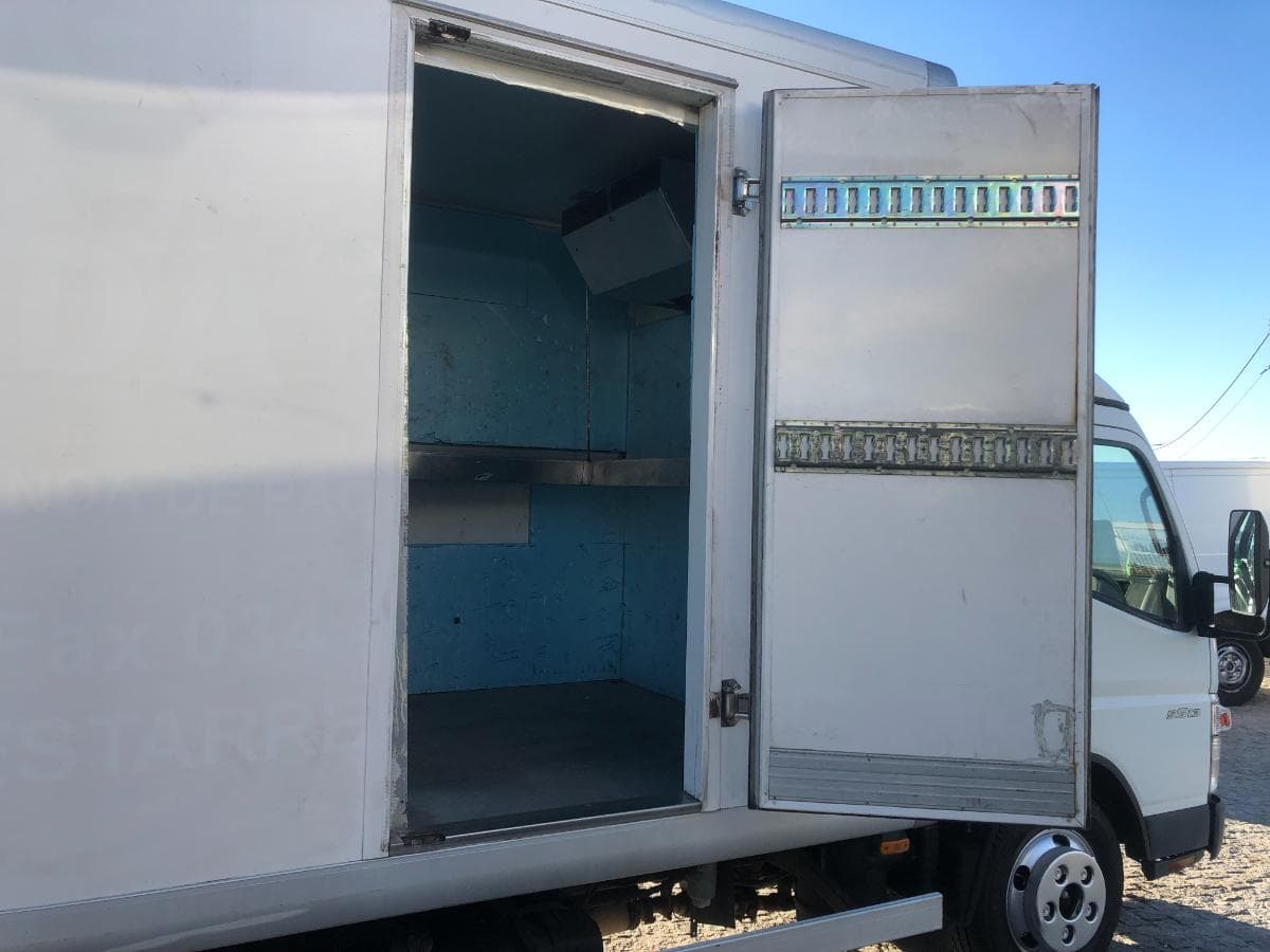 Mitsubishi Canter · Ano 2006 — image 24