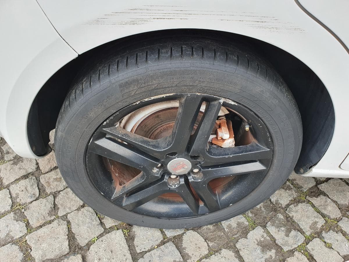 Seat Leon 1.9 TDI · Ano 2010 — imagem 40