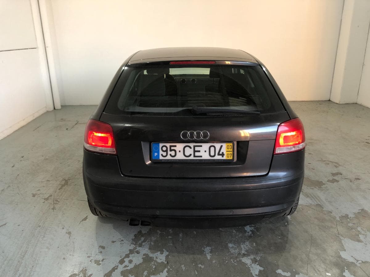 Audi A3 2.0 TDI · Ano 2003 — imagen 7