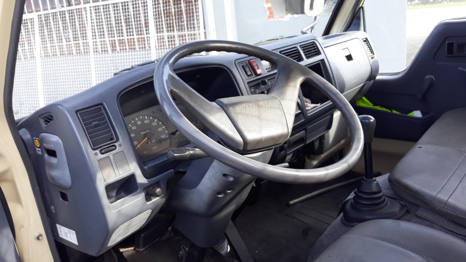 Toyota Dyna 150 — imagem 8