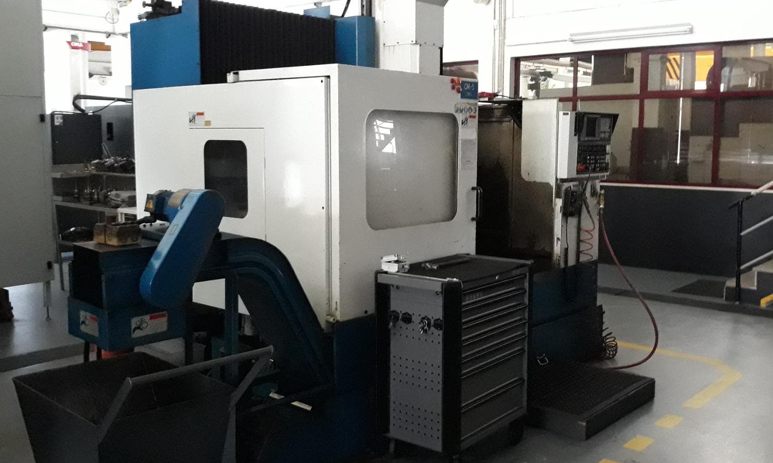 Máquina CNC — imagem 2