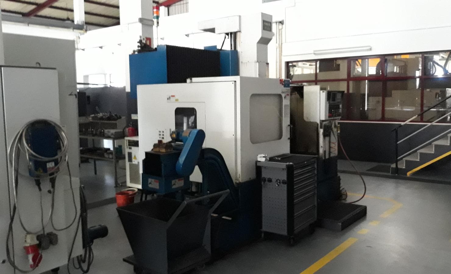 Máquina CNC — imagem 3