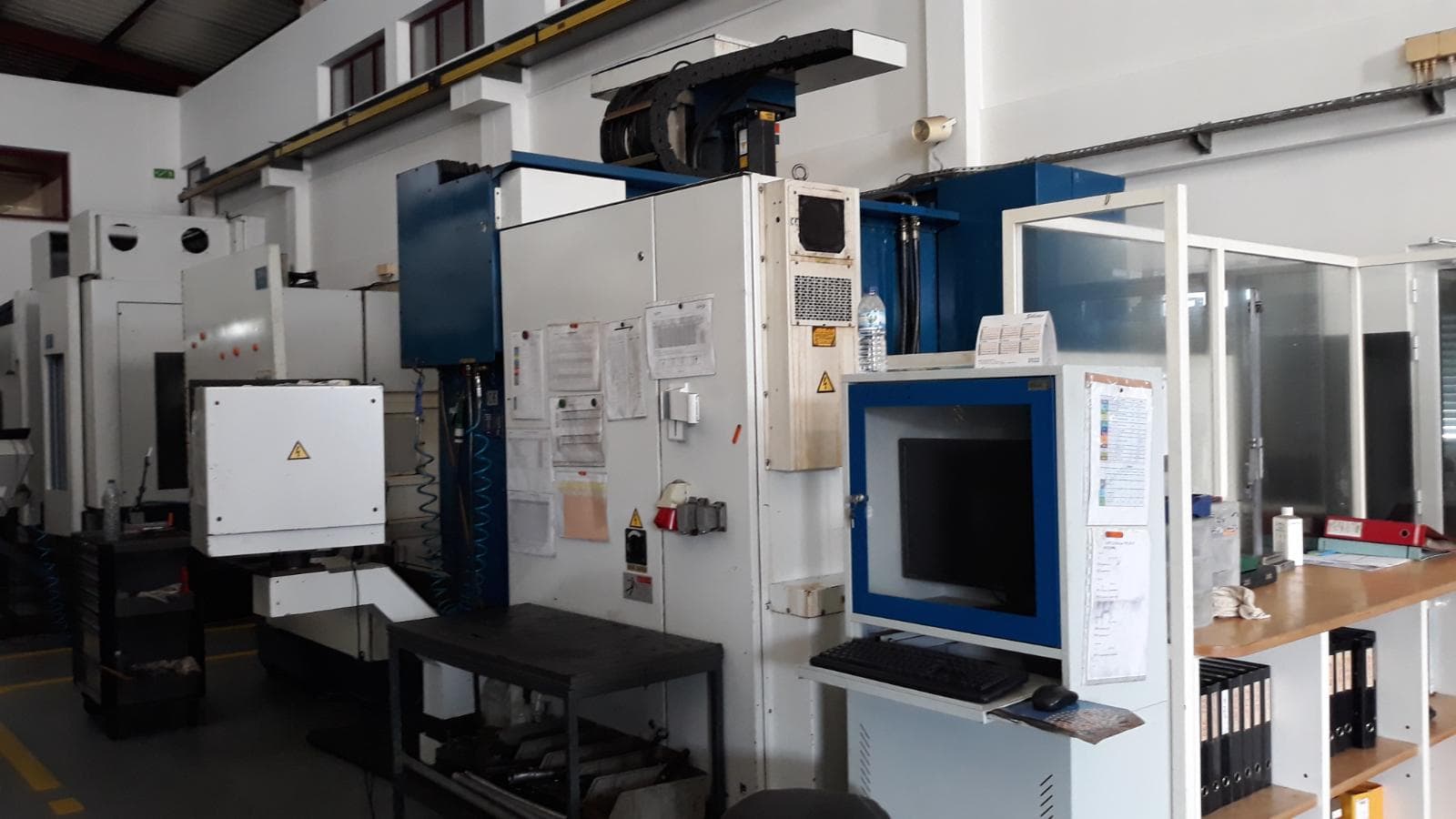 Máquina CNC — imagen 2