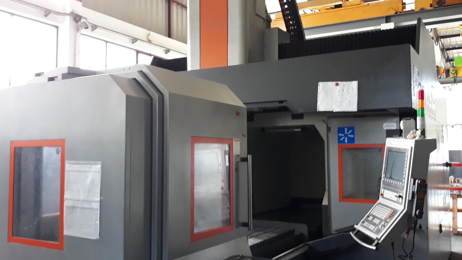 Máquina CNC — imagem 3