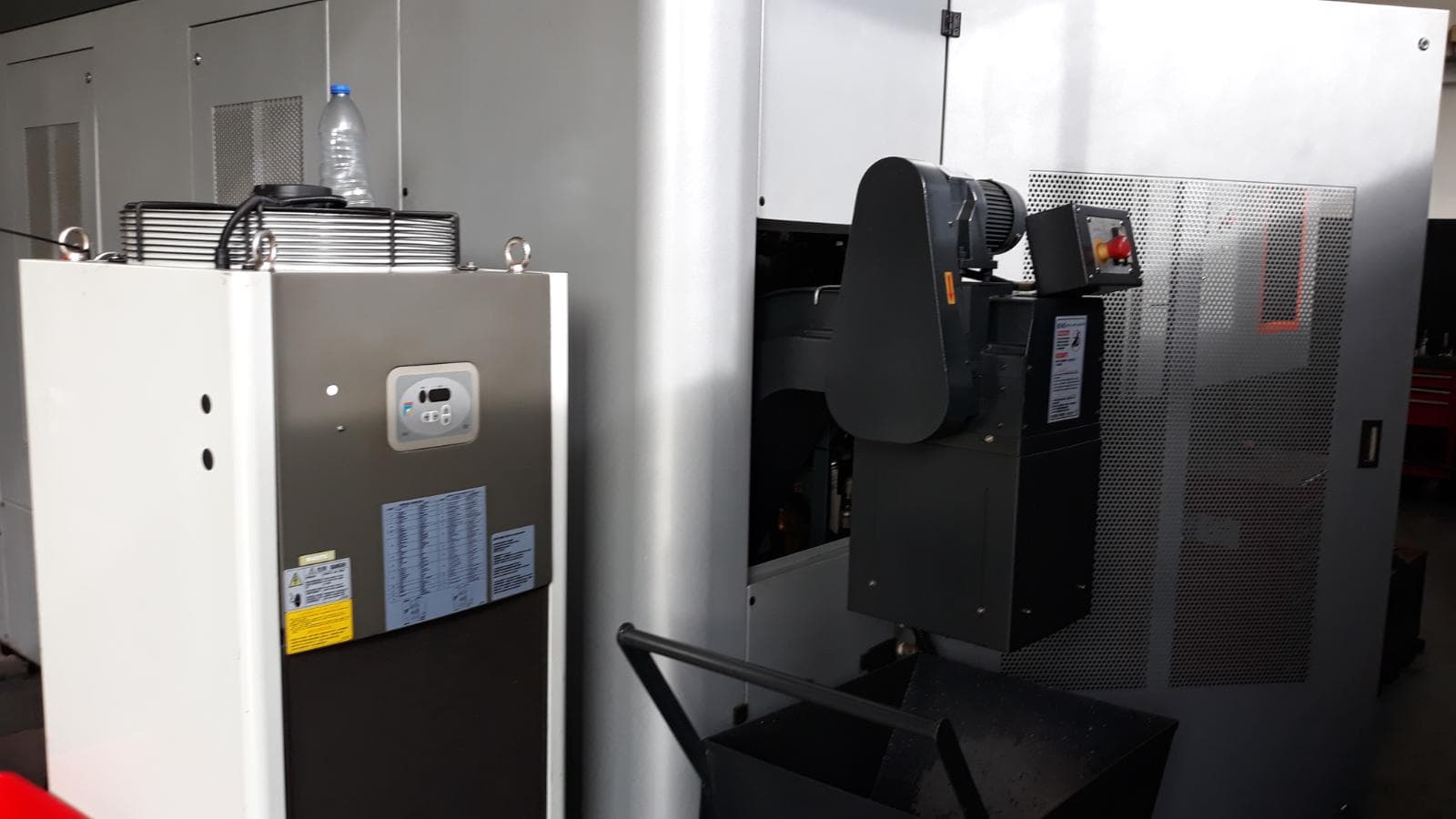 Máquina CNC — imagem 11