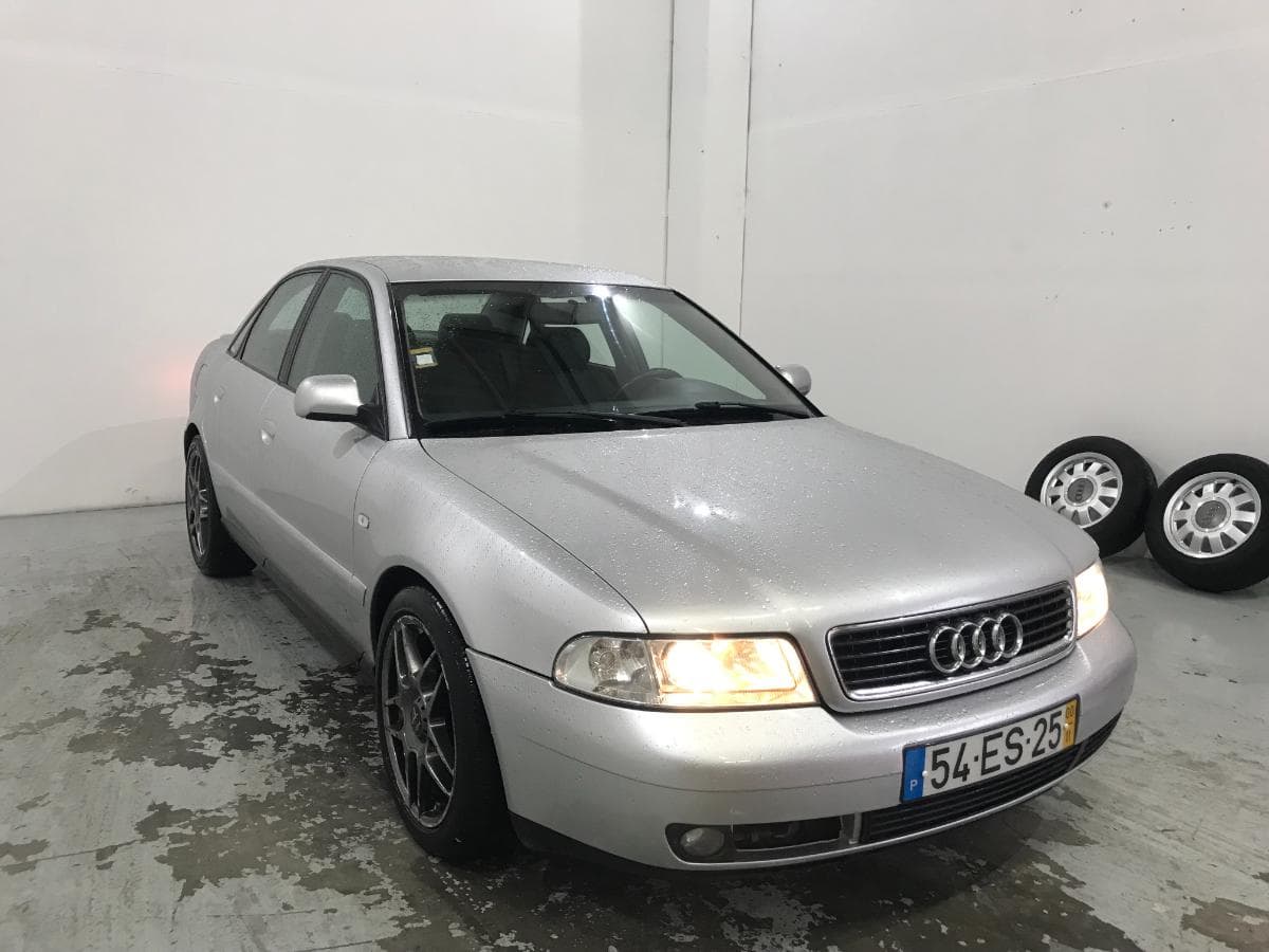 Audi A4 1.9 TDI · Ano 2000 — image 2