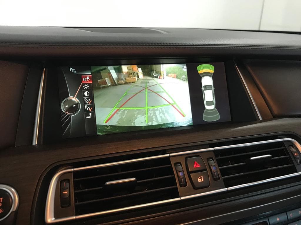 BMW 750 LD X-Drive · Ano 2013 — image 31