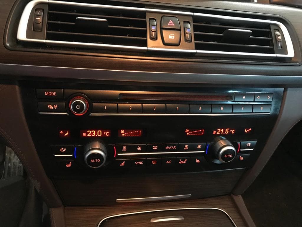BMW 750 LD X-Drive · Ano 2013 — image 40