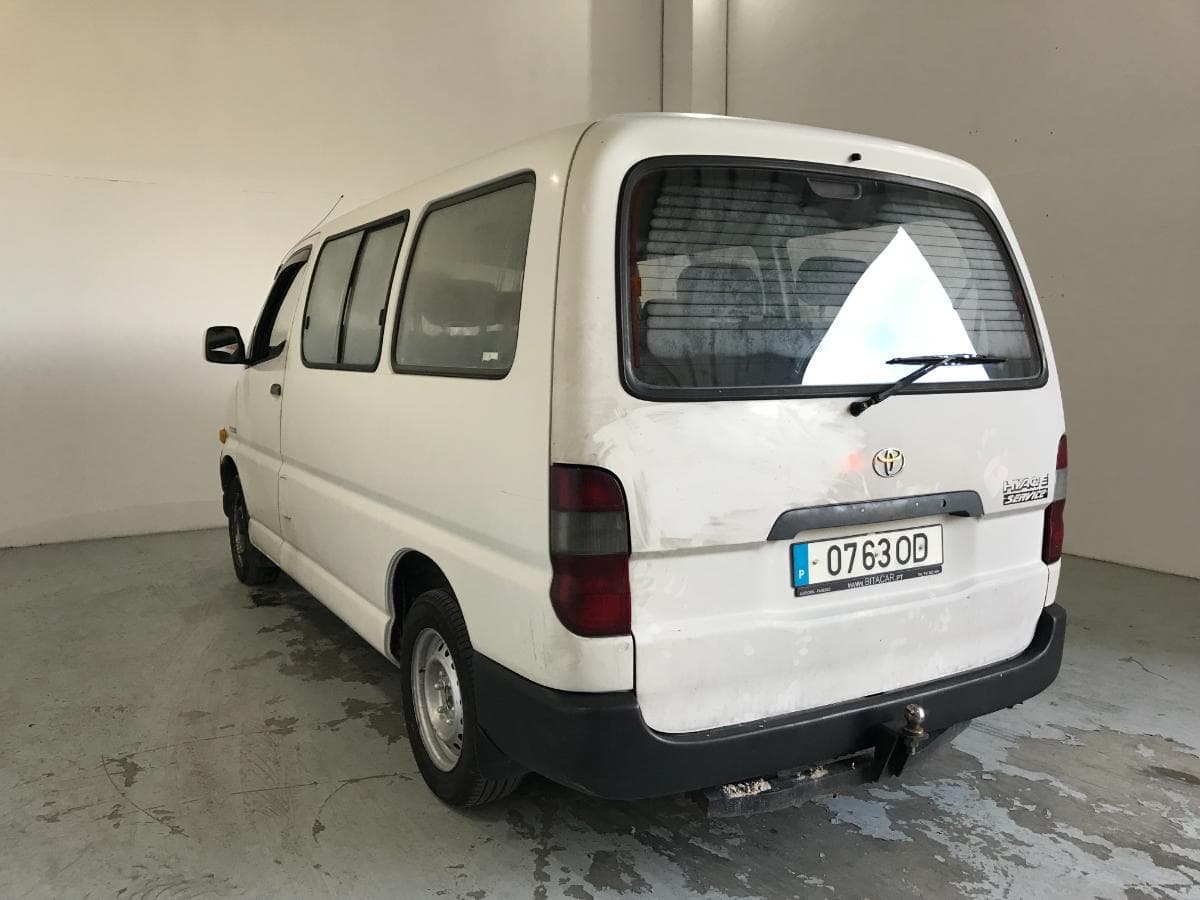 Toyota Hiace 2.4D · Ano 1999 — image 7