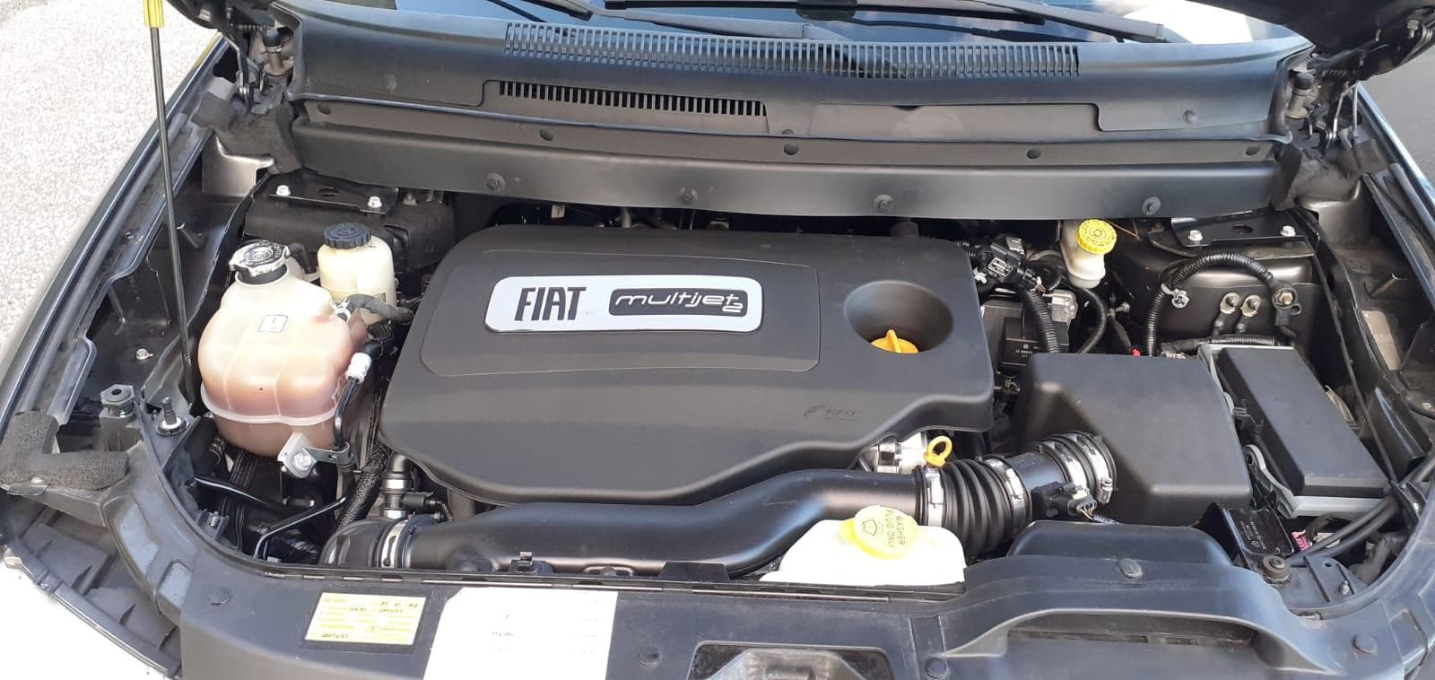 Fiat Freemont 2.0 JTD · Ano 2016 — image 10