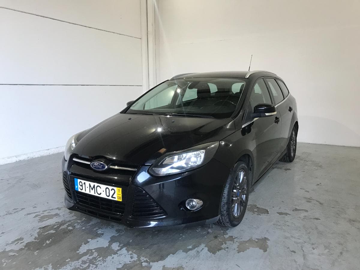 Ford Focus 1.6TDCI · Ano 2011 — image 3