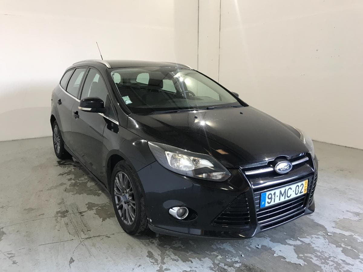 Ford Focus 1.6TDCI · Ano 2011 — image 1