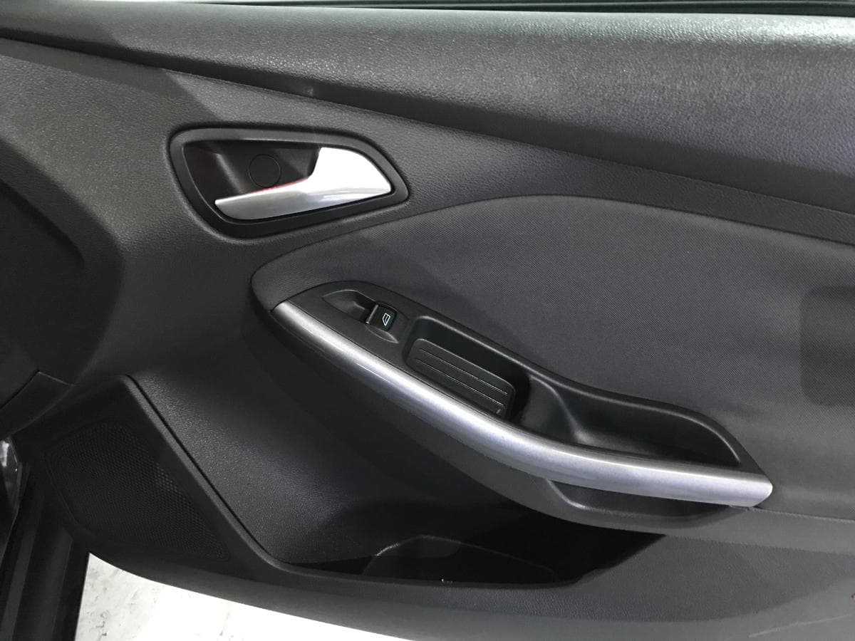 Ford Focus 1.6TDCI · Ano 2011 — image 26