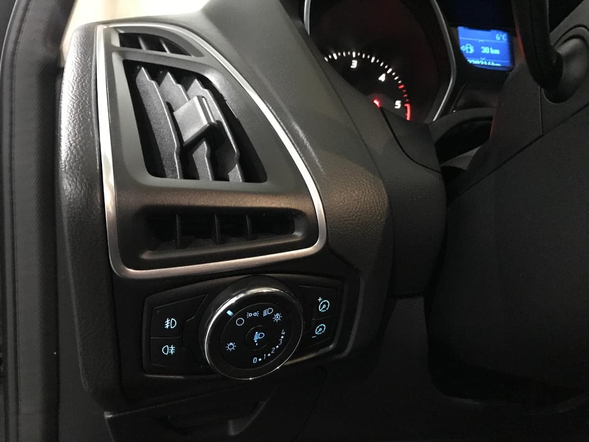 Ford Focus 1.6TDCI · Ano 2011 — image 40