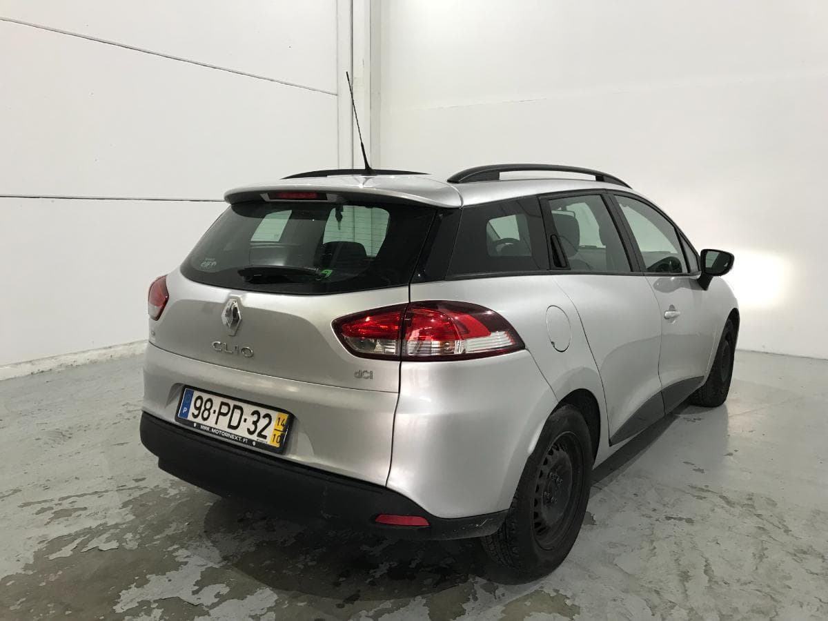 Renault Clio 1.5 DCI · Ano 2014 — imagen 6