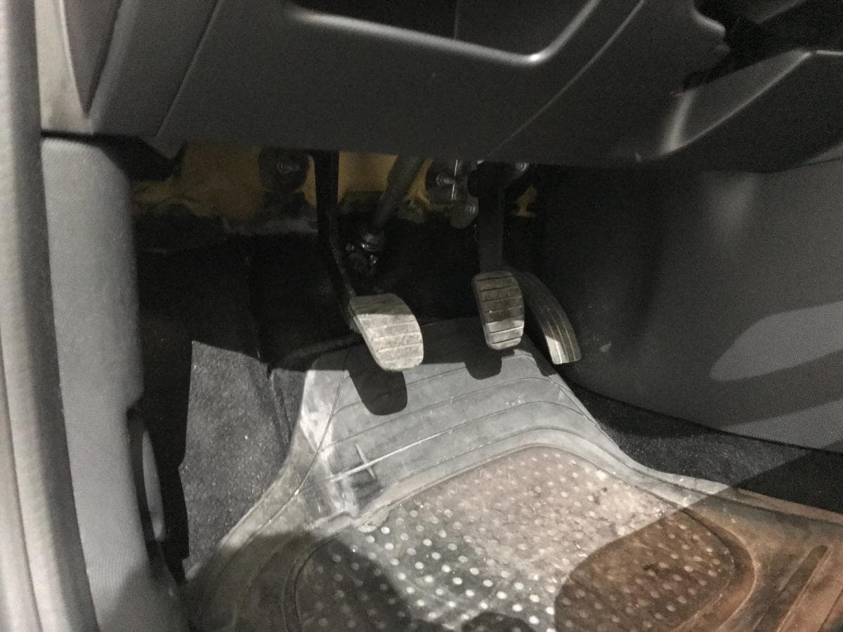 Renault Clio 1.5 DCI · Ano 2014 — imagen 29