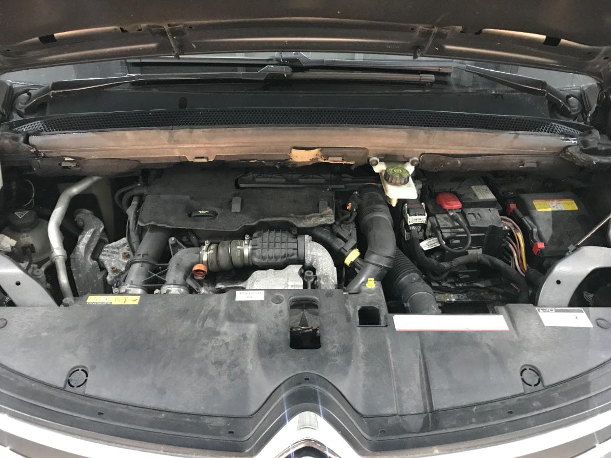 Citroën C4 Grand Picasso 1.6 HDI · Ano 2014 — imagem 5