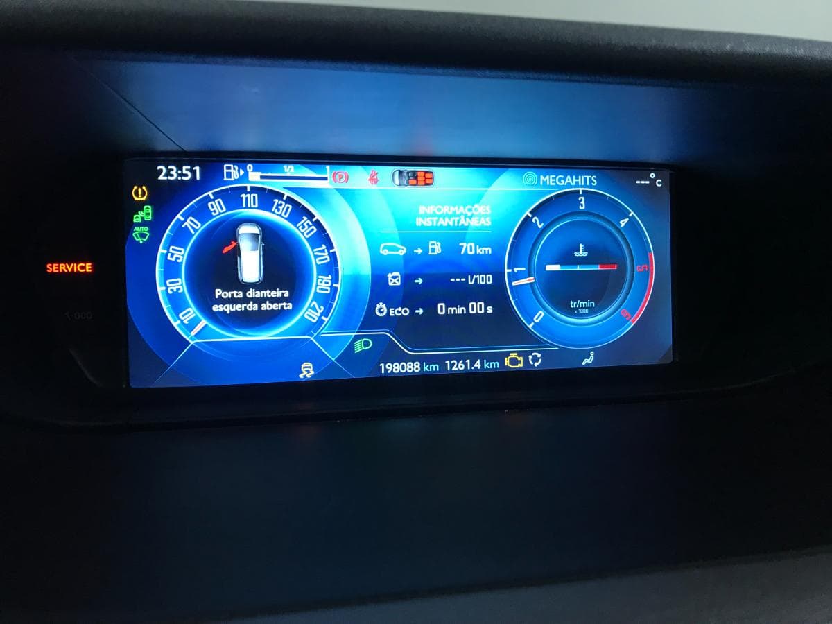 Citroën C4 Grand Picasso 1.6 HDI · Ano 2014 — imagem 25