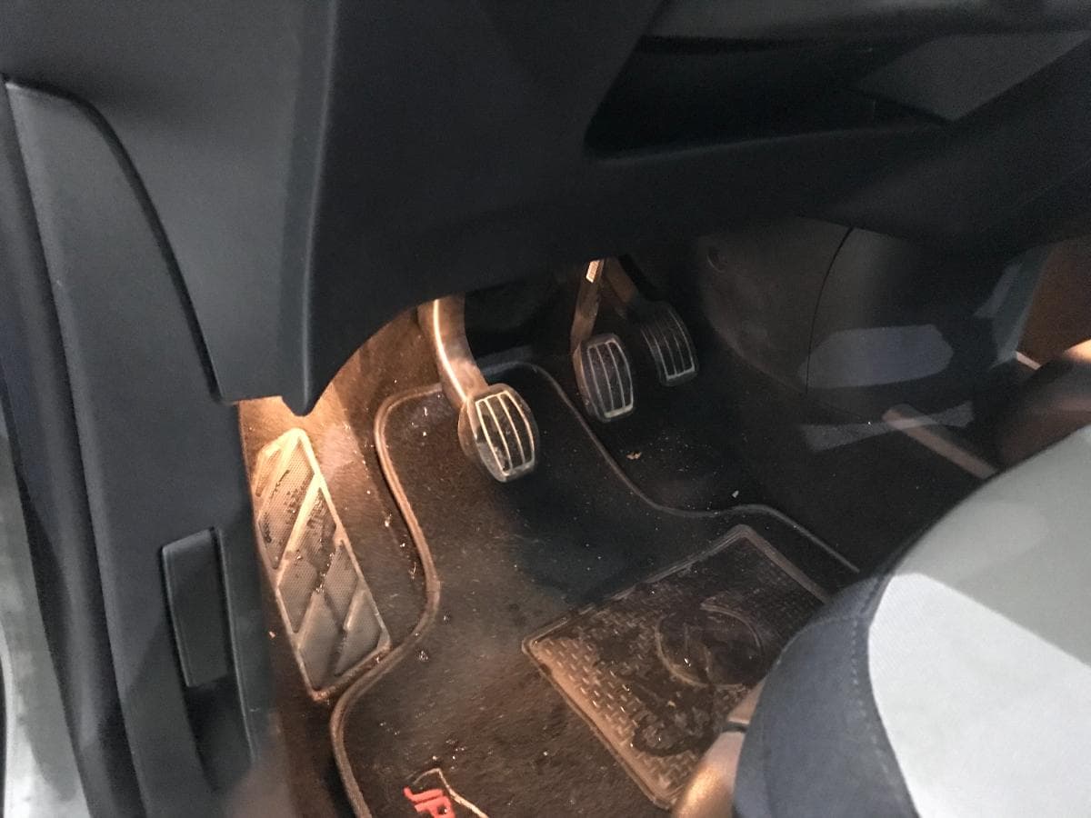 Citroën C4 Grand Picasso 1.6 HDI · Ano 2014 — imagem 28