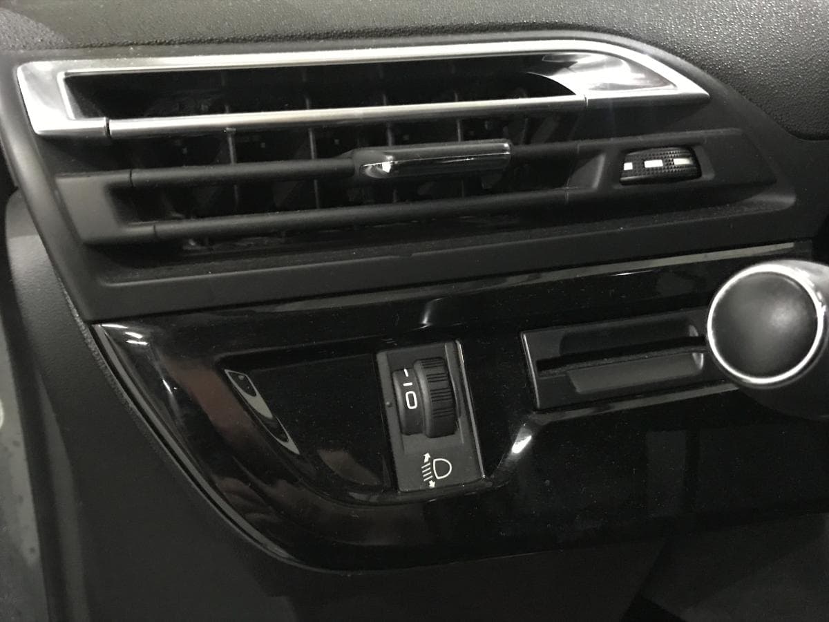 Citroën C4 Grand Picasso 1.6 HDI · Ano 2014 — imagem 32