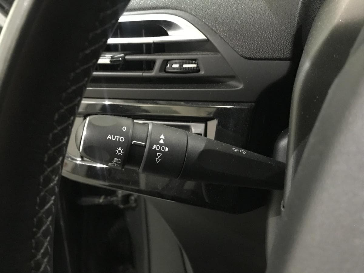 Citroën C4 Grand Picasso 1.6 HDI · Ano 2014 — imagem 30