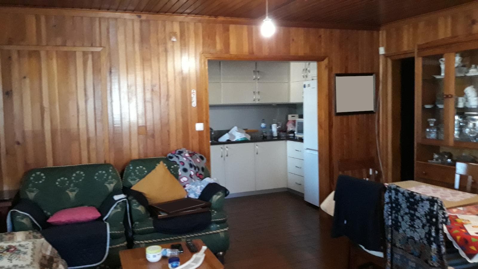 Armazém com logradouro · Leiria — imagem 9