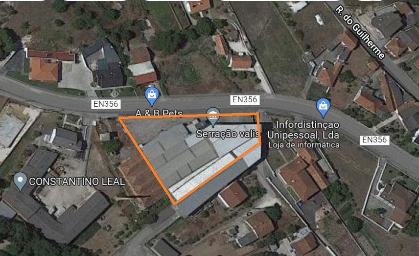 Armazém com logradouro · Leiria — imagem 11