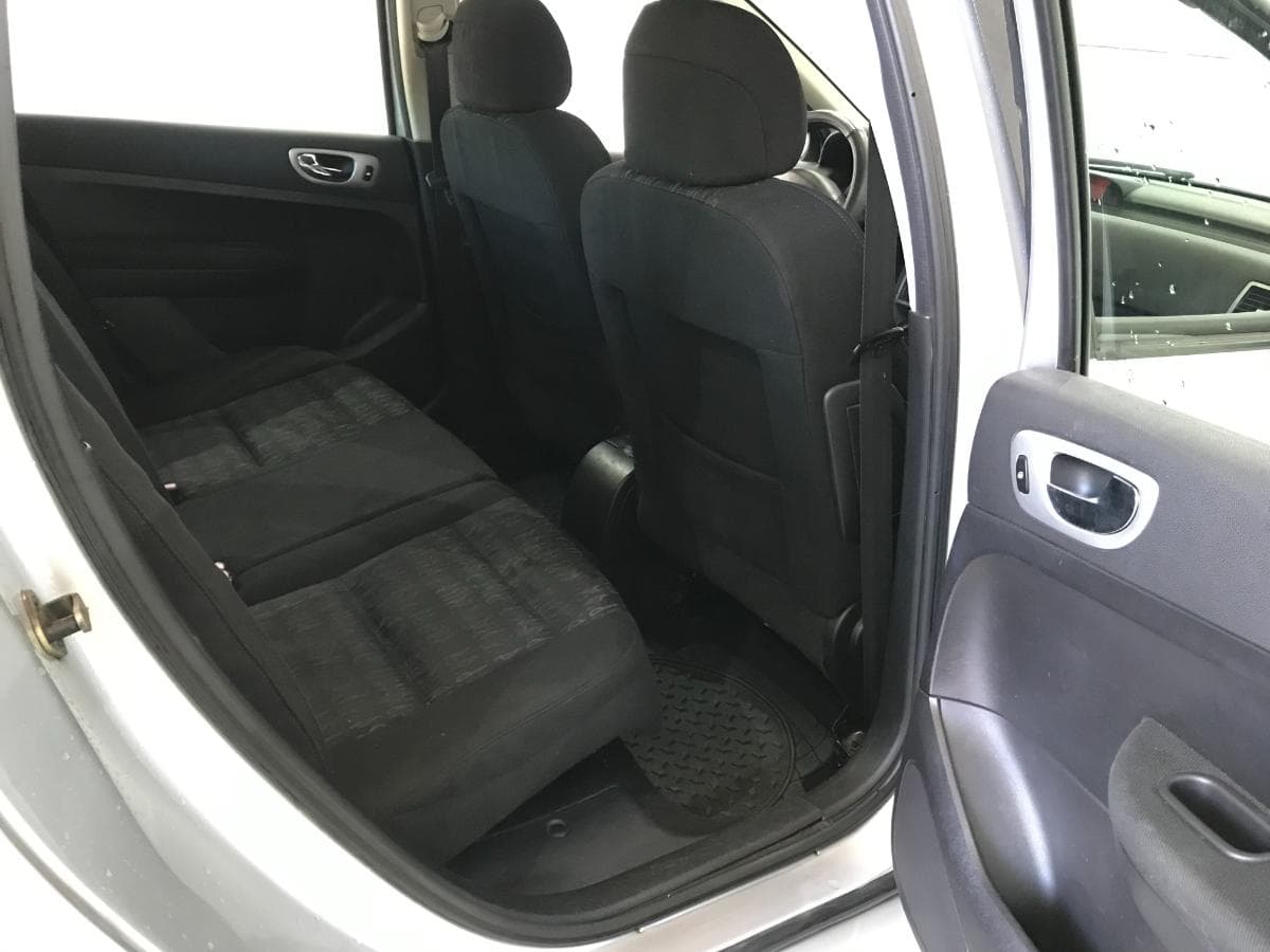 Peugeot 307 1.4 HDI · Ano 2005 — imagem 15